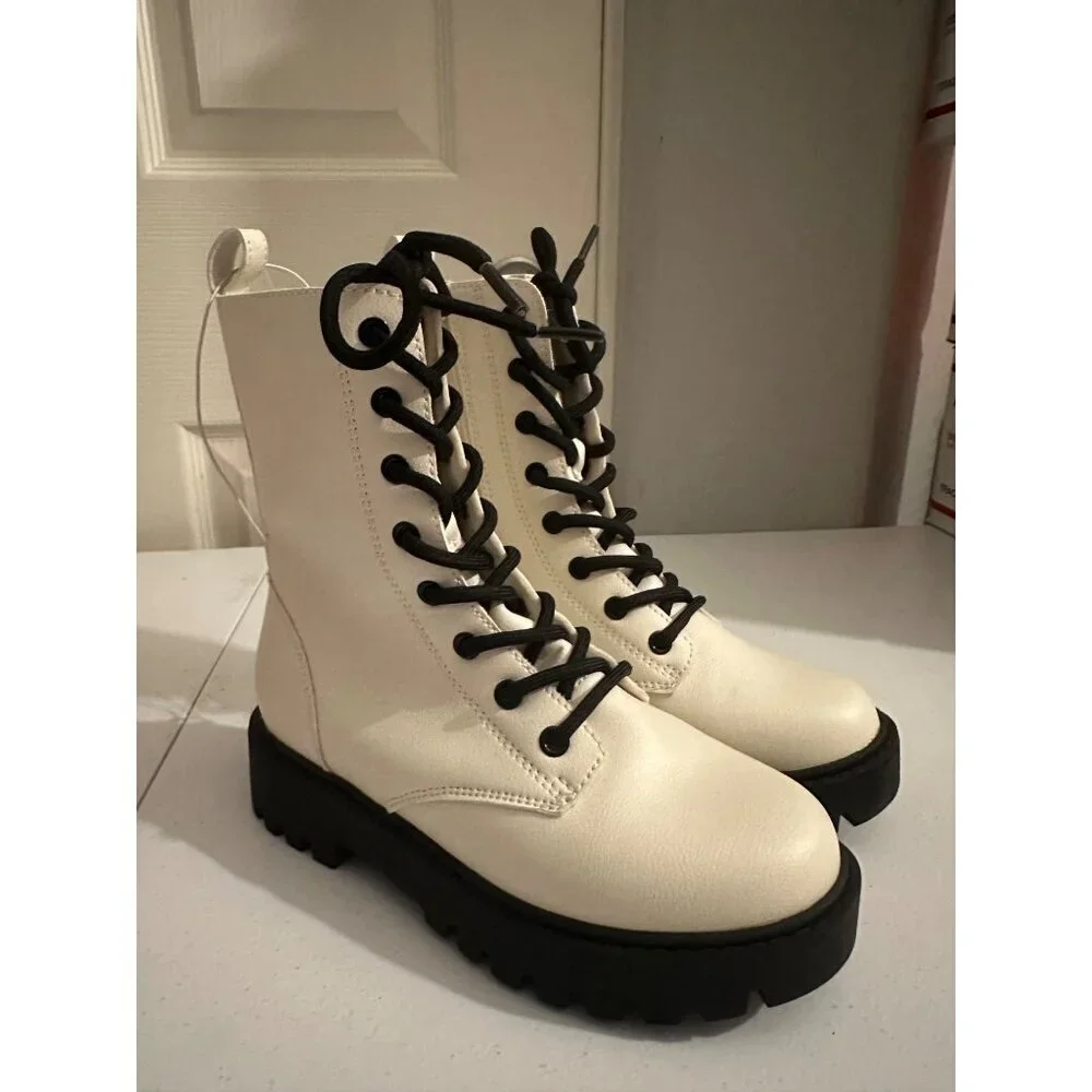 Art Class Toddler Girl’s Khari Lace-Up Combat Boots size 13 NWT